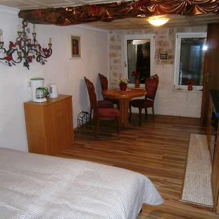 Haus Daniela Apartment Клагенфурт Екстериор снимка
