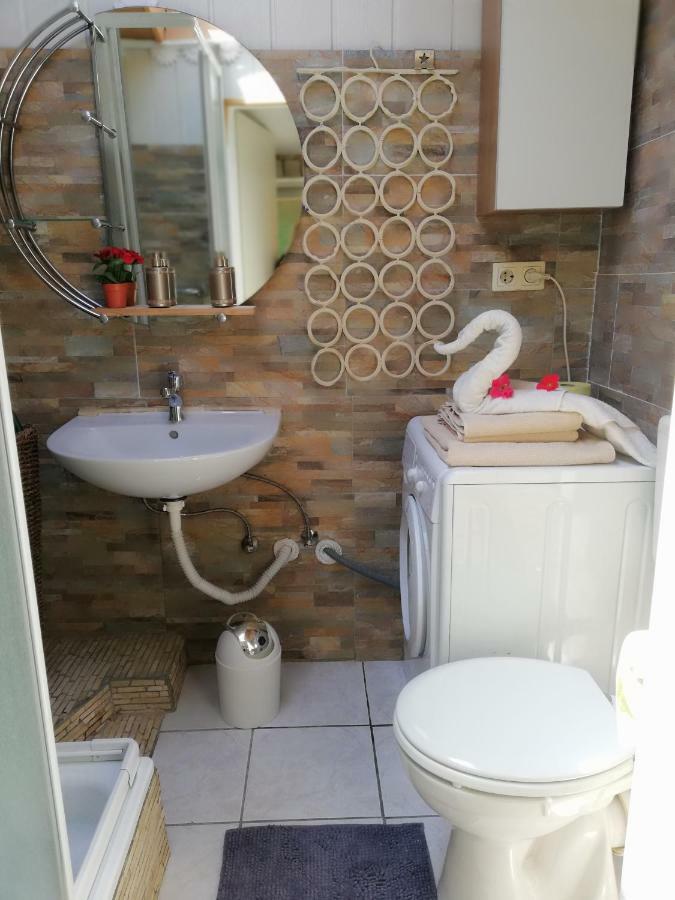 Haus Daniela Apartment Клагенфурт Екстериор снимка