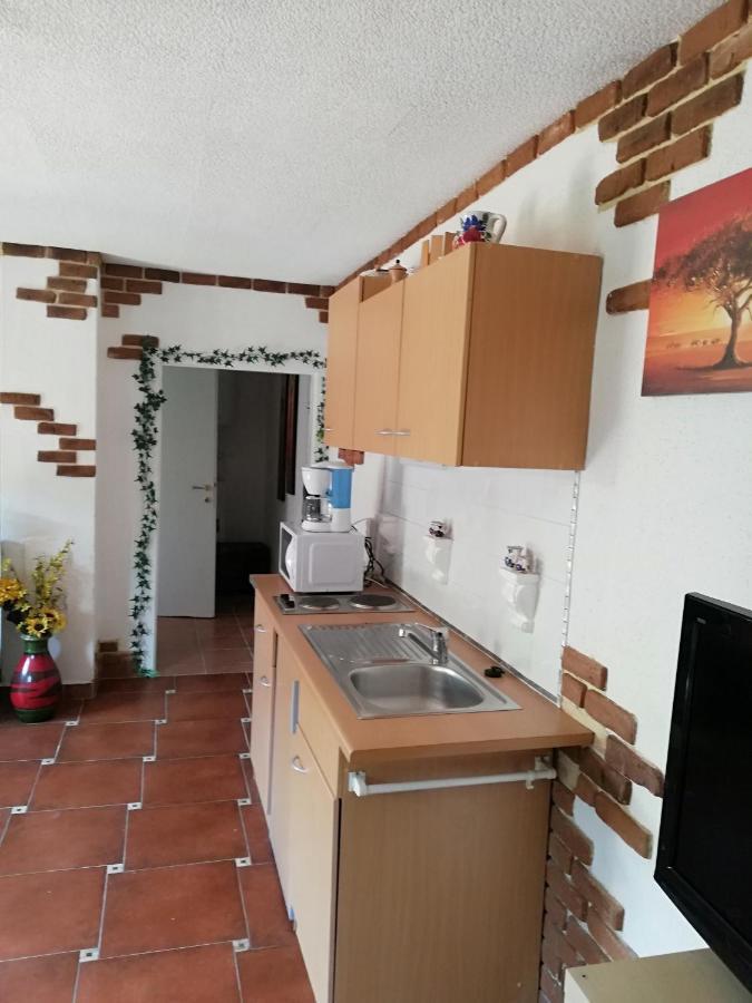 Haus Daniela Apartment Клагенфурт Екстериор снимка